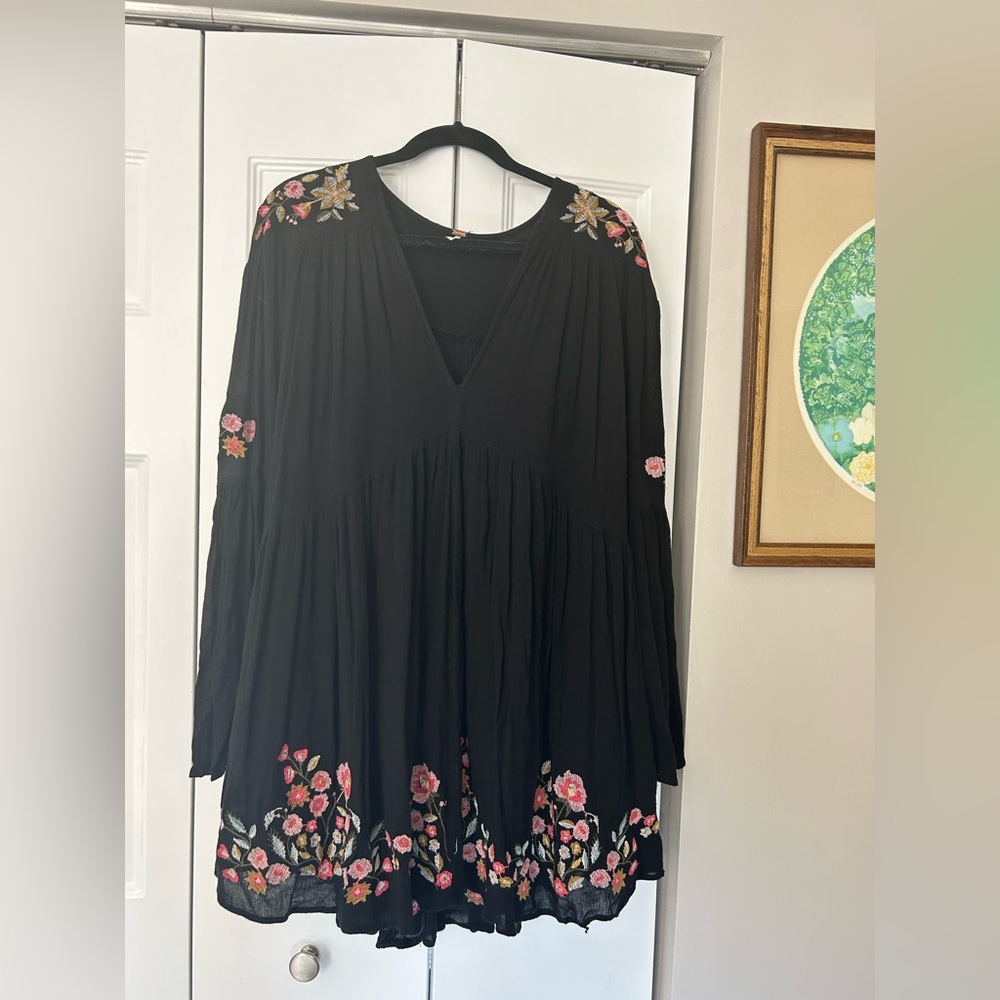 Free People Women’s Sz S Black Flowy Western Inspired Dress W/ Floral Embroidery